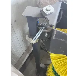 SCARPINATOARE / PERIE BOVINE CU MOTOR SI SENZOR